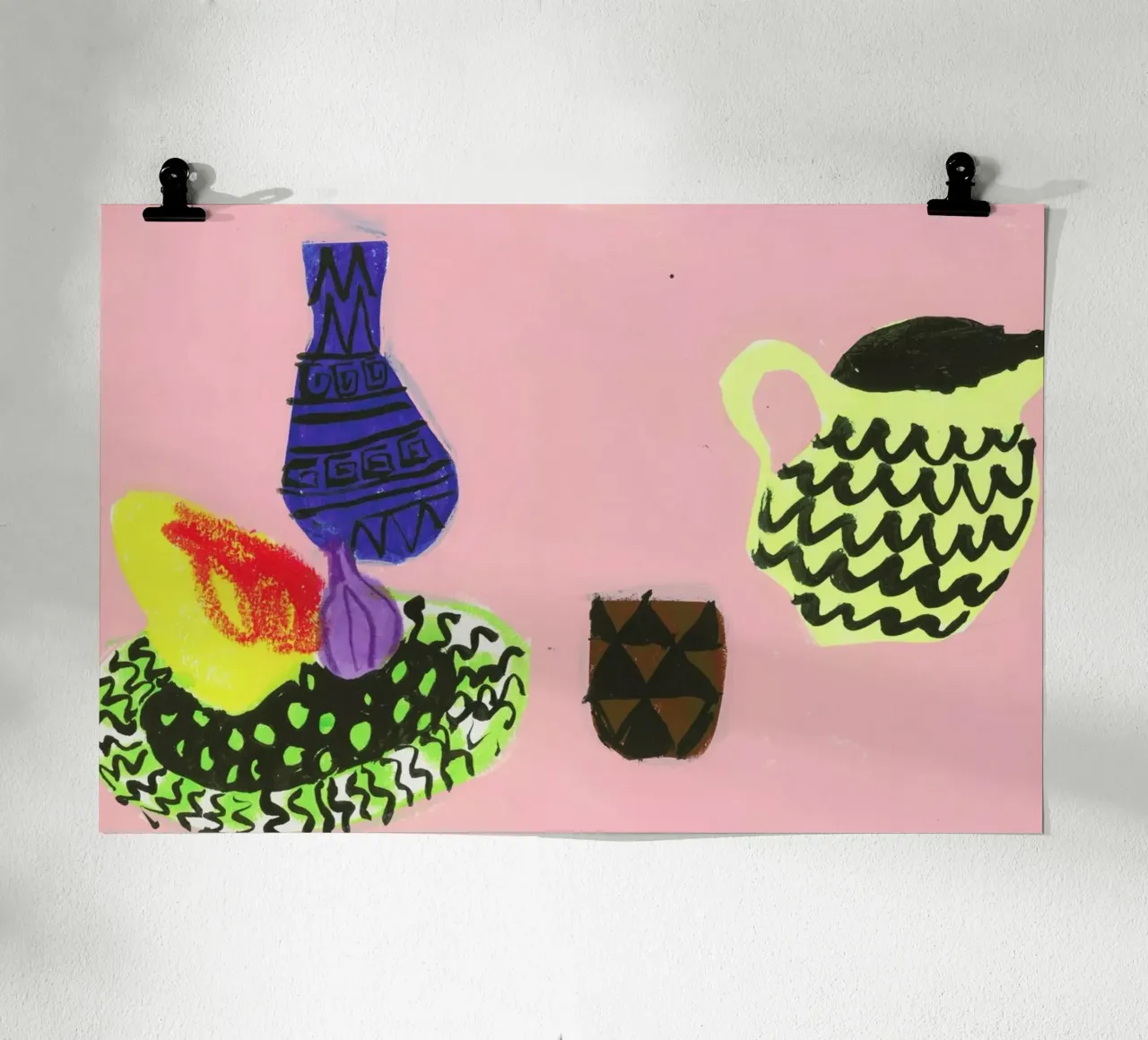 Still Life On Pink Background poster con telaio in alluminio da Sonia Brittain