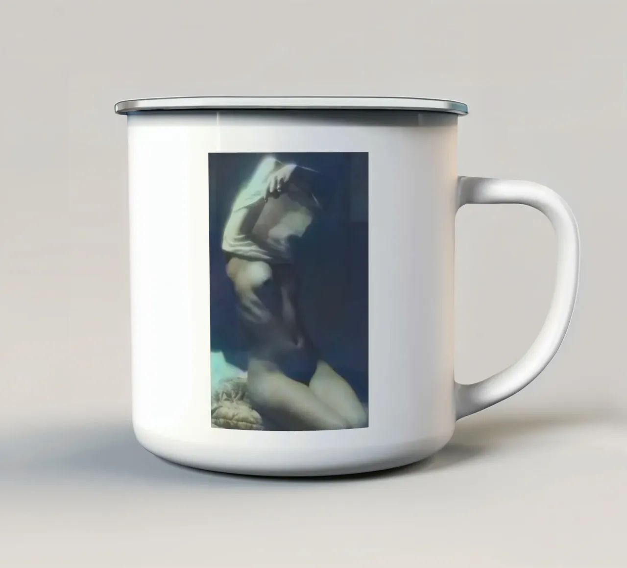 Ritual del sueño | Press Play Art Print Remix taza de esmalte de Press Play Art Prints