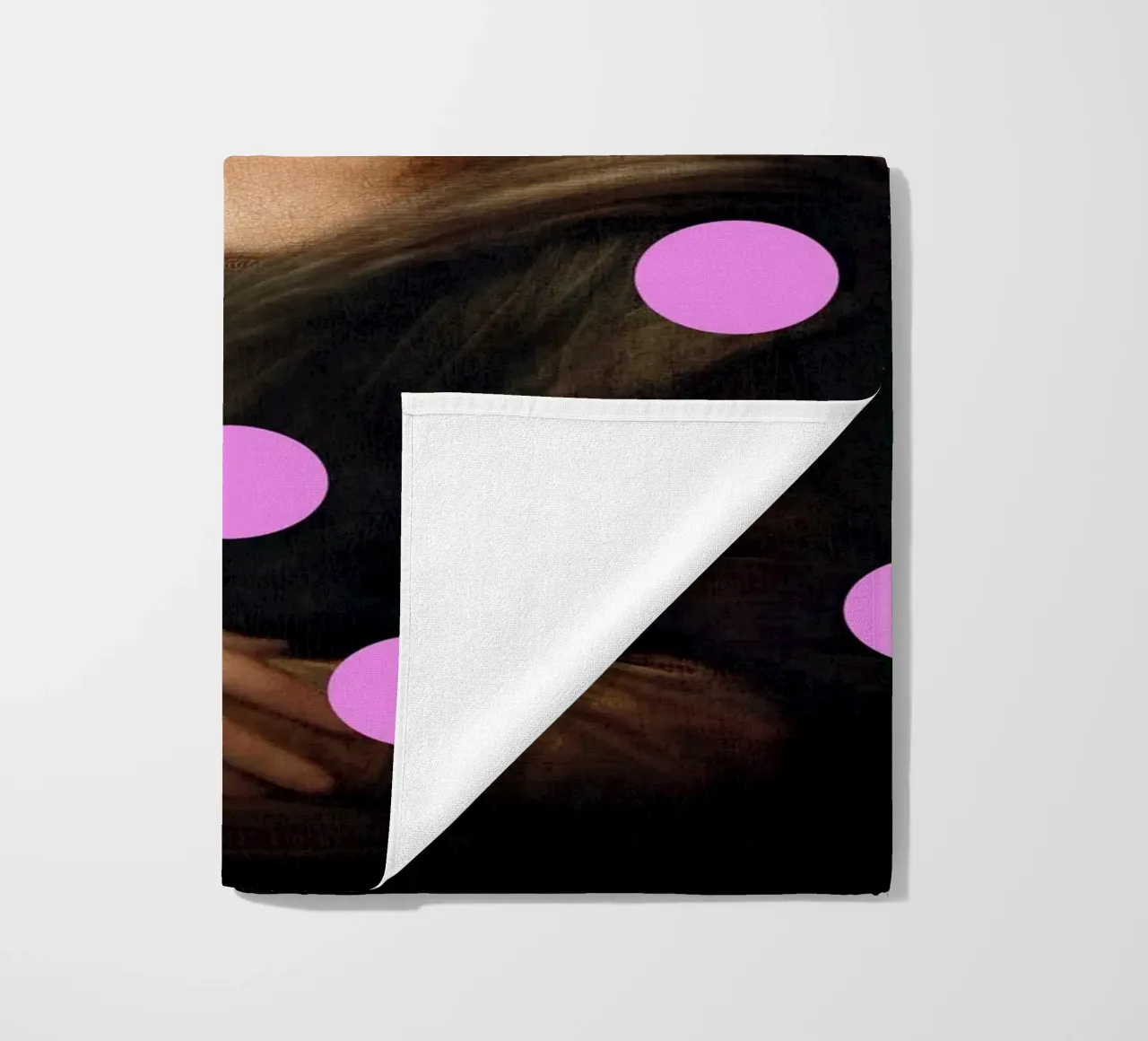 Mona Lisa Pink Dots telo mare da GraceDigitalArtCo