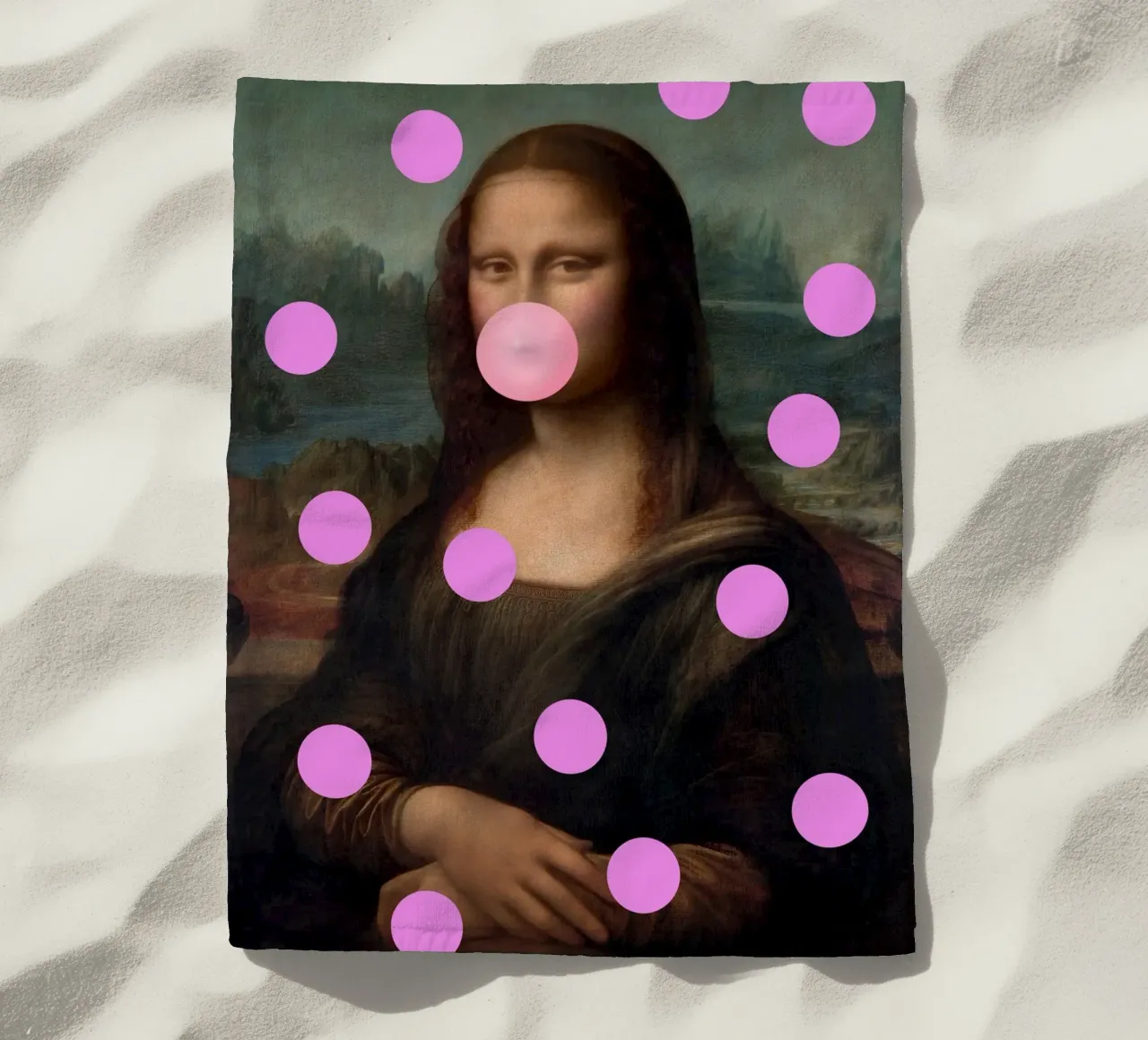 Mona Lisa Pink Dots telo mare da GraceDigitalArtCo