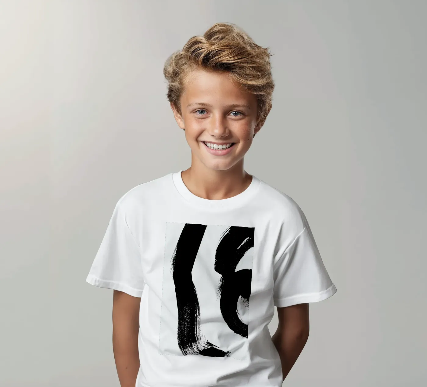 Maybe t-shirt bambini da STUDIO LEEMO