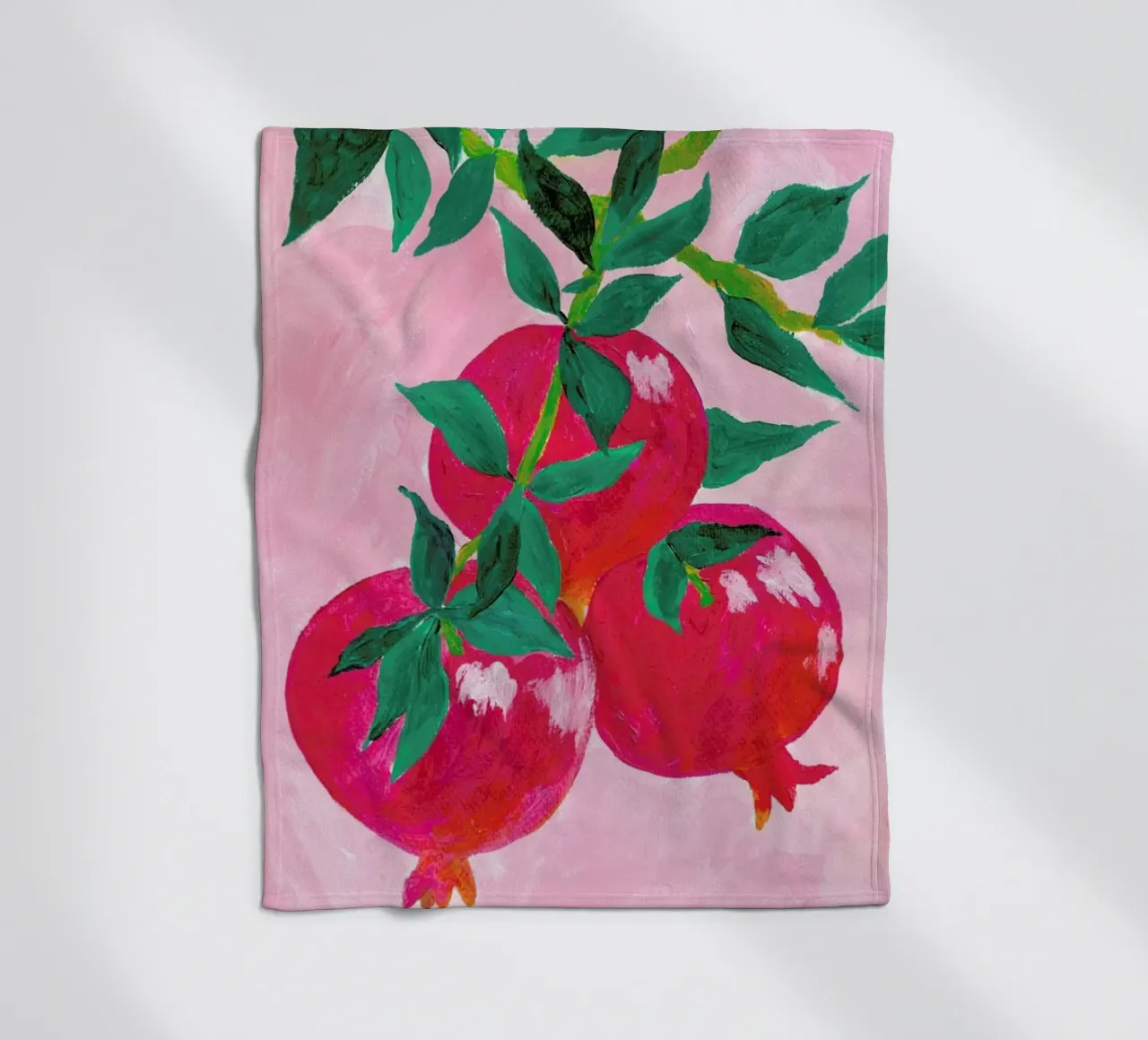 A Pomegranate In Its Tree coperta in pile da Berserk Prints by Maria M.C.