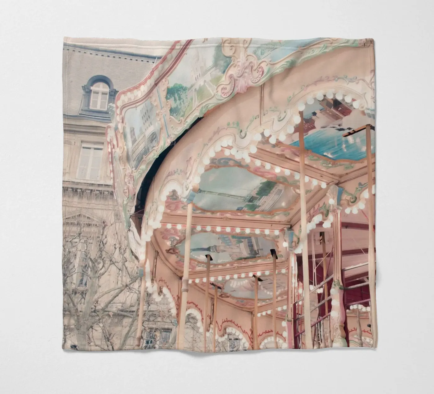 Paris Carousel fleecedeken van GraceDigitalArtCo
