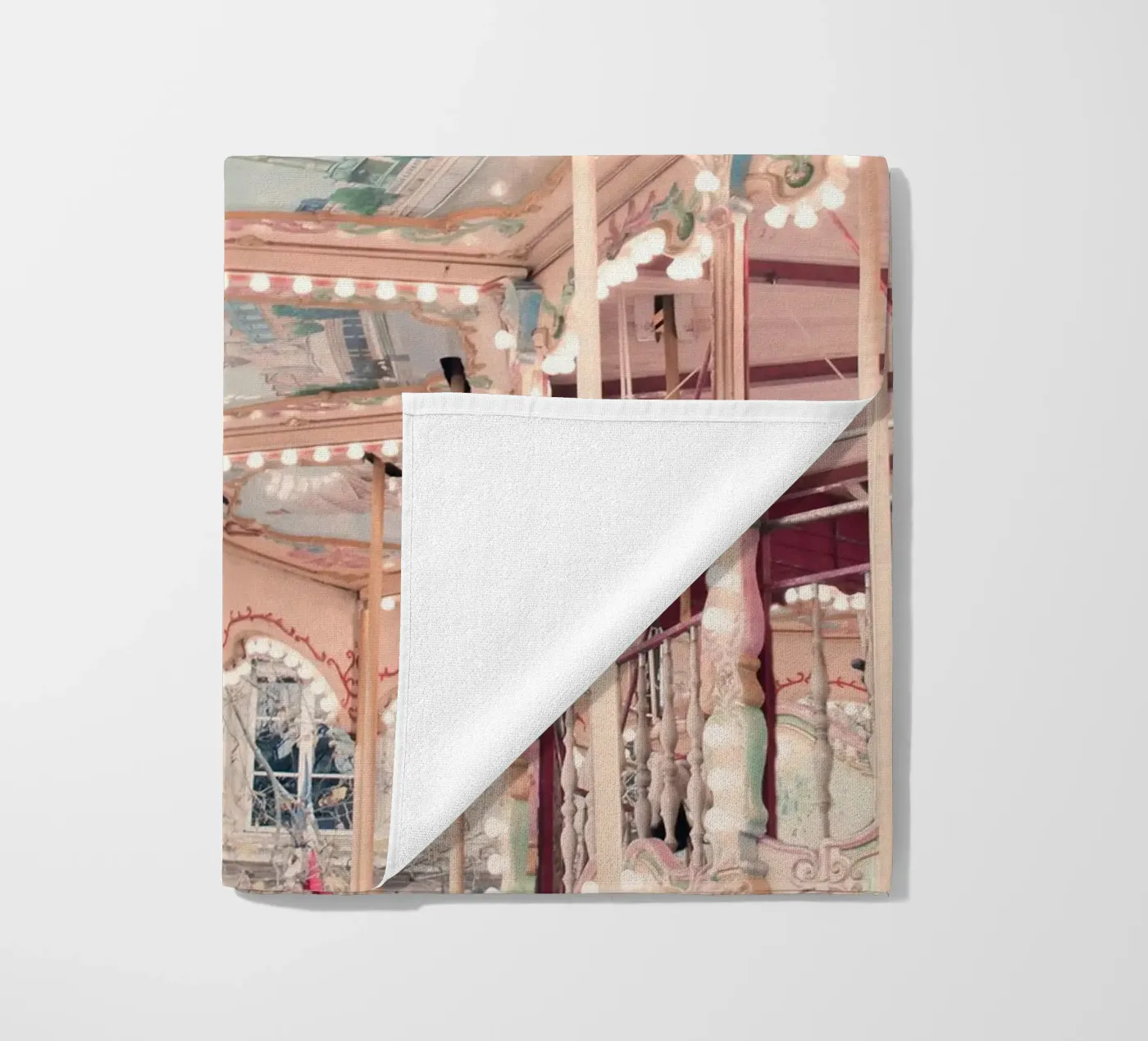 Paris Carousel telo mare da GraceDigitalArtCo