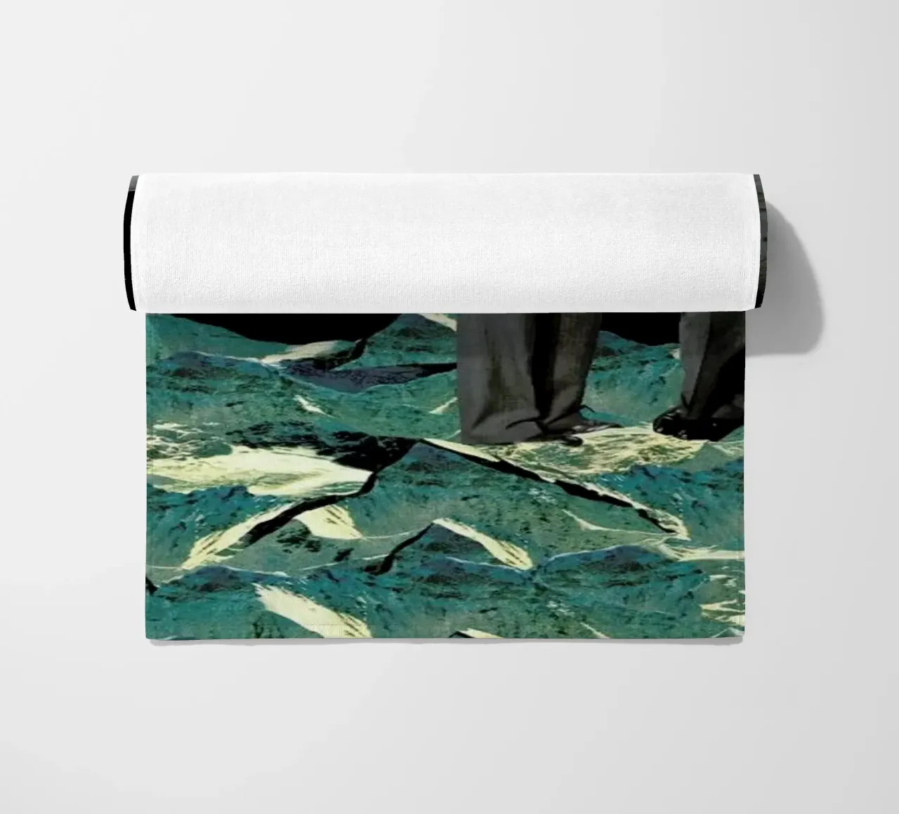 Space telo mare da The Gently Unfurling Sneak