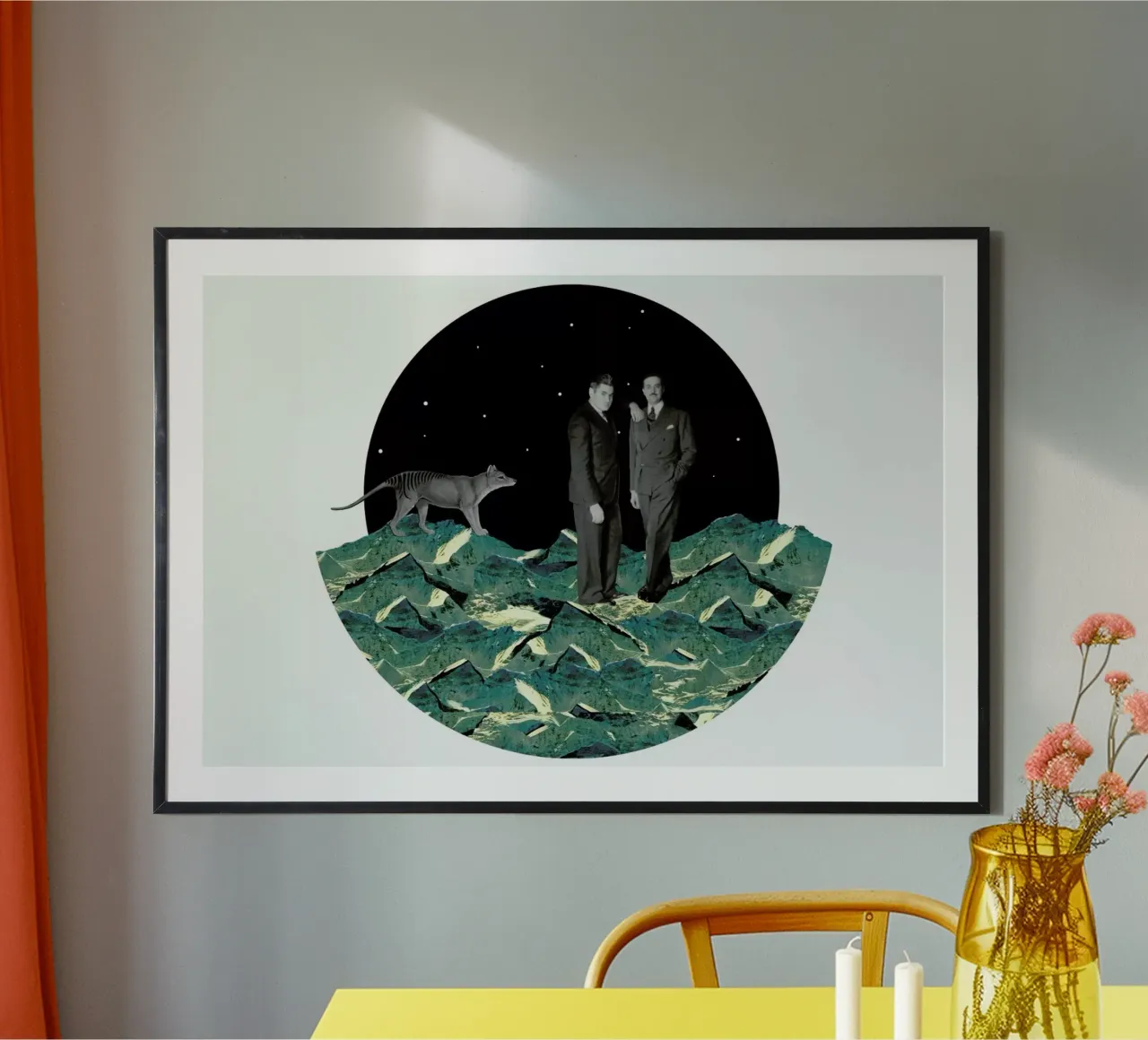 Space poster con telaio in plastica da The Gently Unfurling Sneak