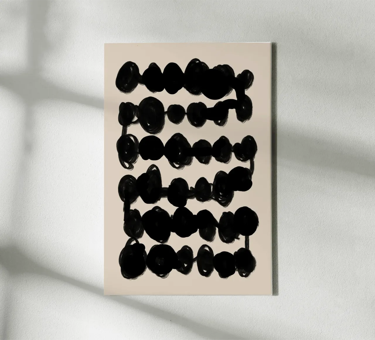 Linee ondulate nere astratte su beige tela con Cornice a cassetta da Melloi Art Print