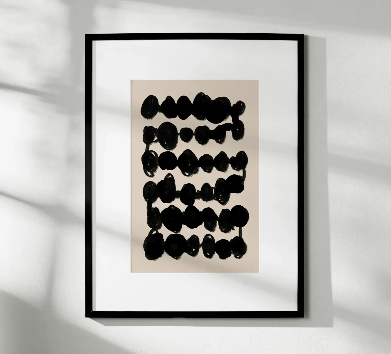 Linee ondulate nere astratte su beige carta hahnemühle da Melloi Art Print