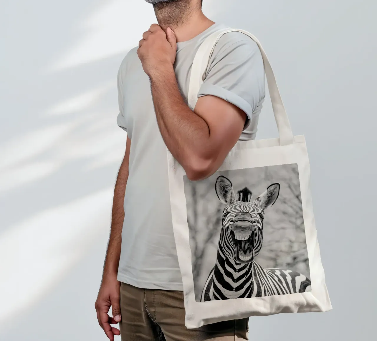 Zähne zeigen, Streifen tragen tote bag de DigiWunderwerk
