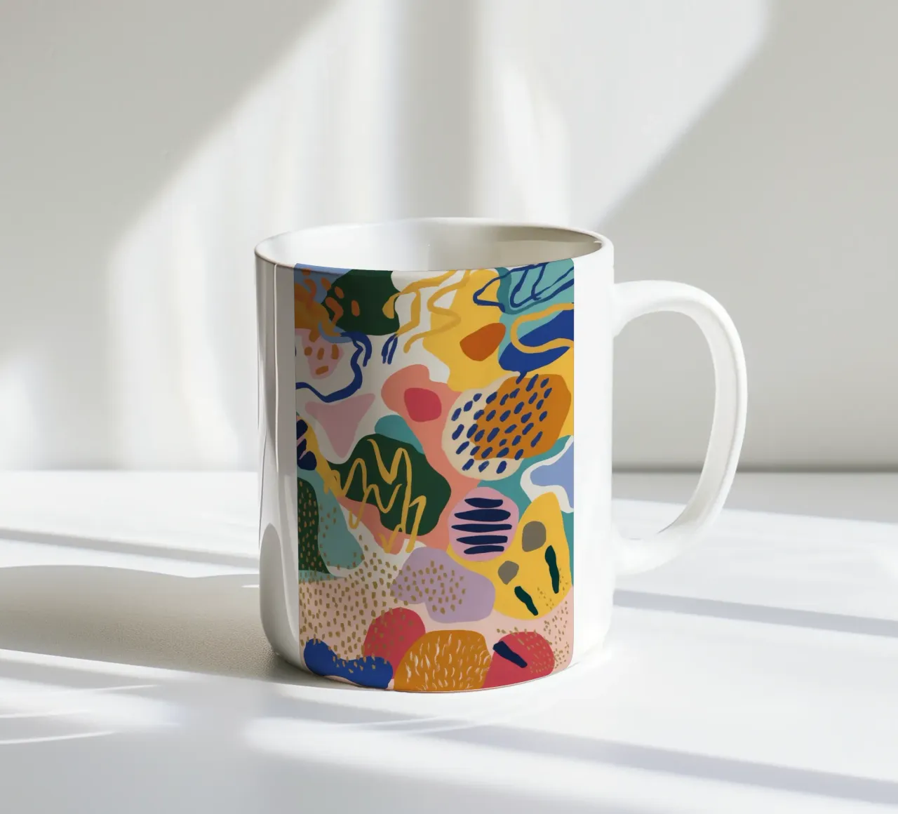 Sinfonia di forme organiche tazza in ceramica da Chroma Haven