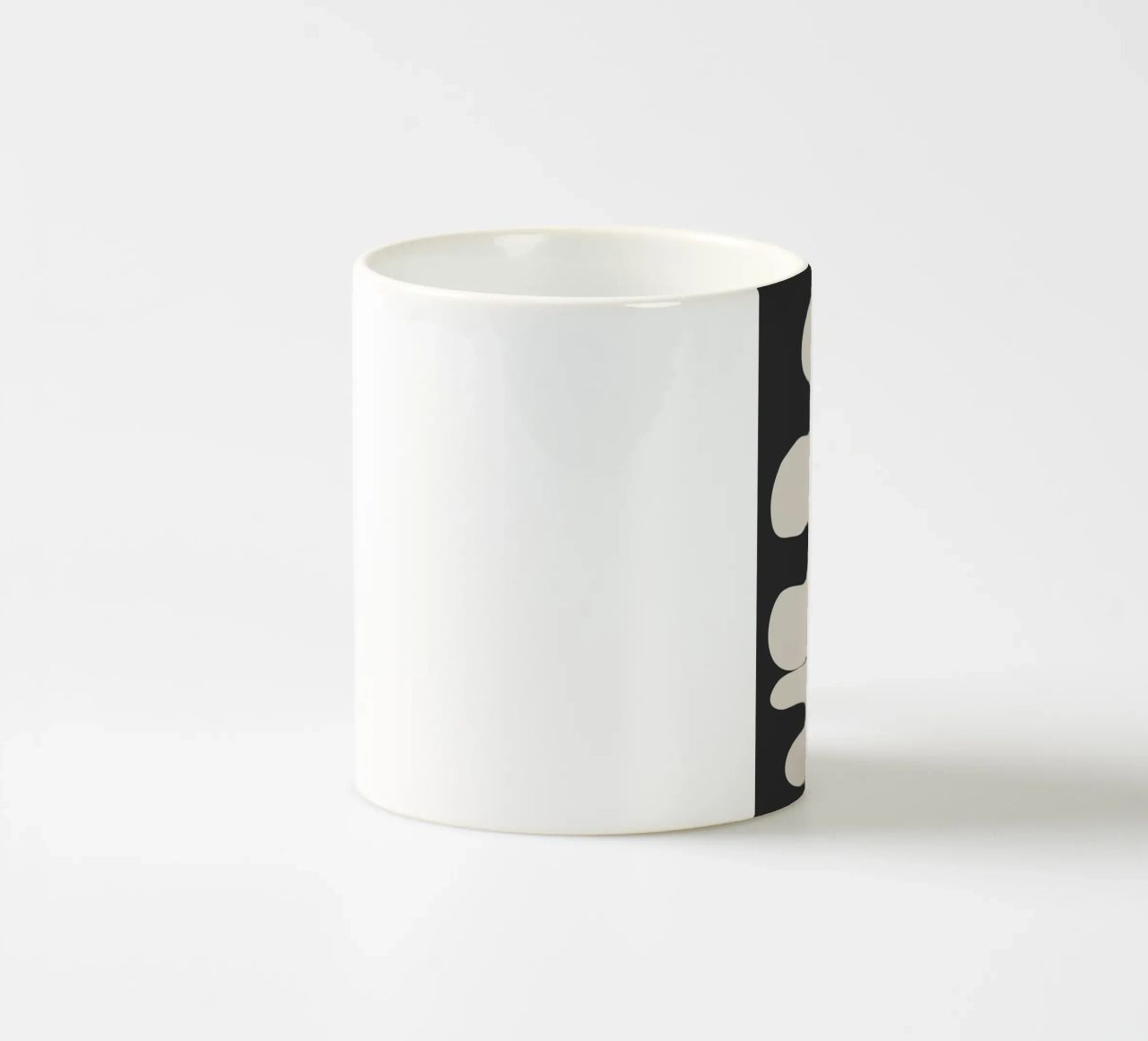 Modern Abstract Shapes 1 tazza in ceramica da Nadjaa
