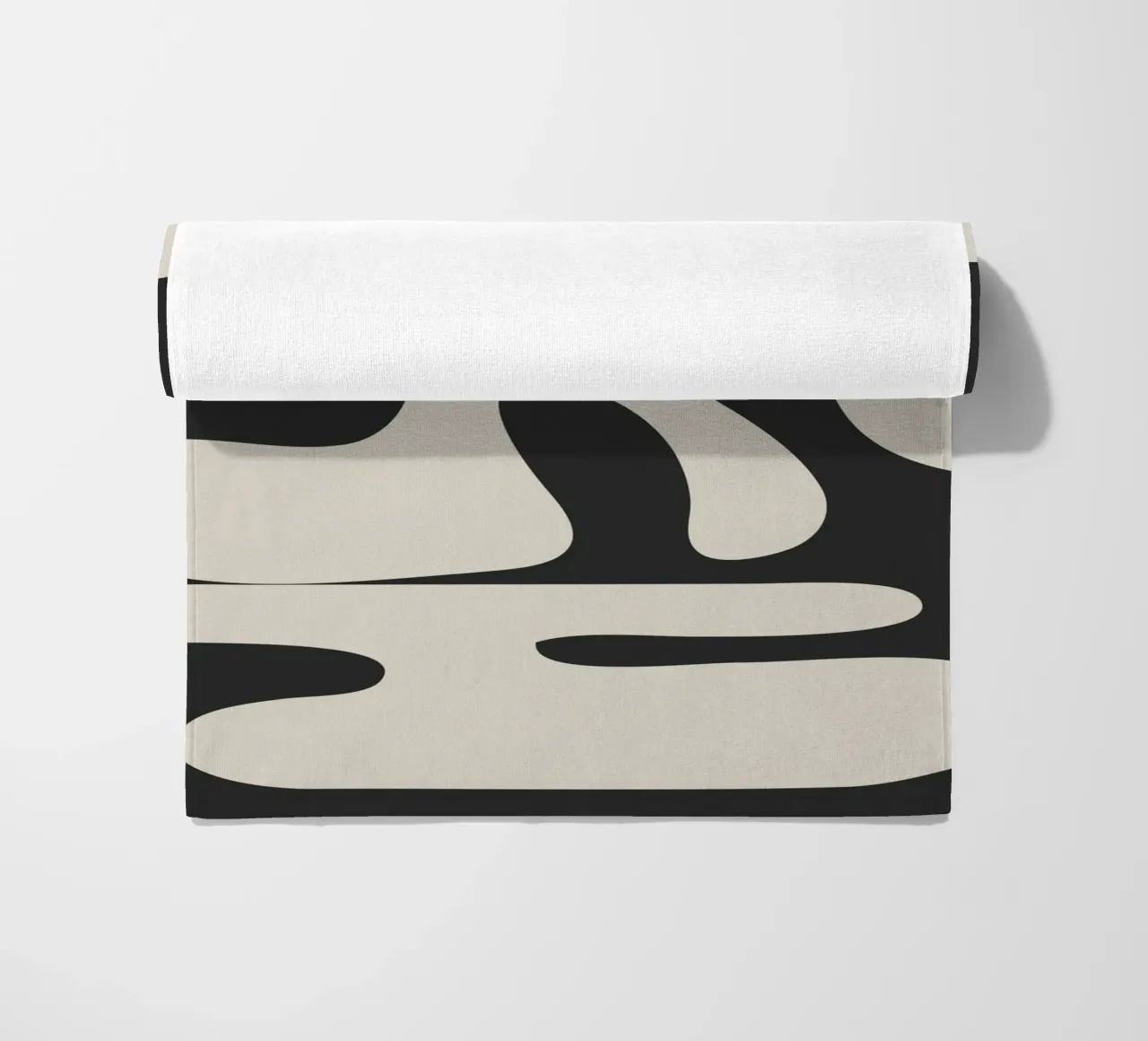 Modern Abstract Shapes 1 toalla de playa de Nadjaa