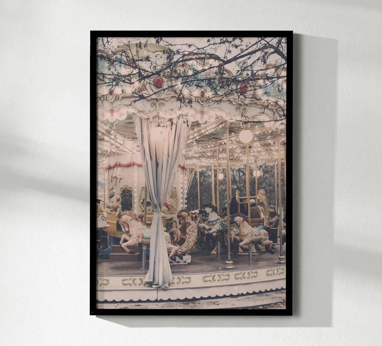 Paris Winter Carousel poster con telaio in alluminio da GraceDigitalArtCo