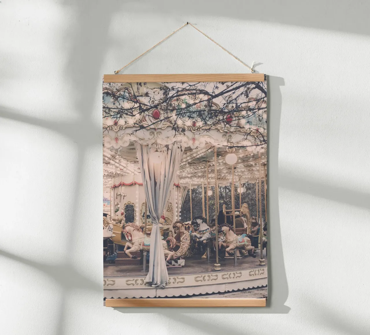Paris Winter Carousel poster con telaio in alluminio da GraceDigitalArtCo