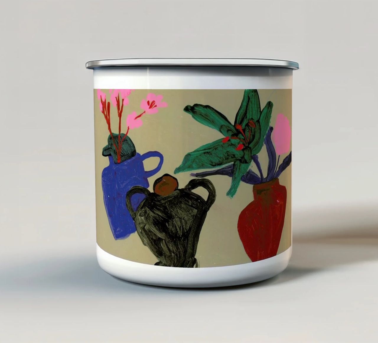 Three Vessels tazza in smalto da Sonia Brittain