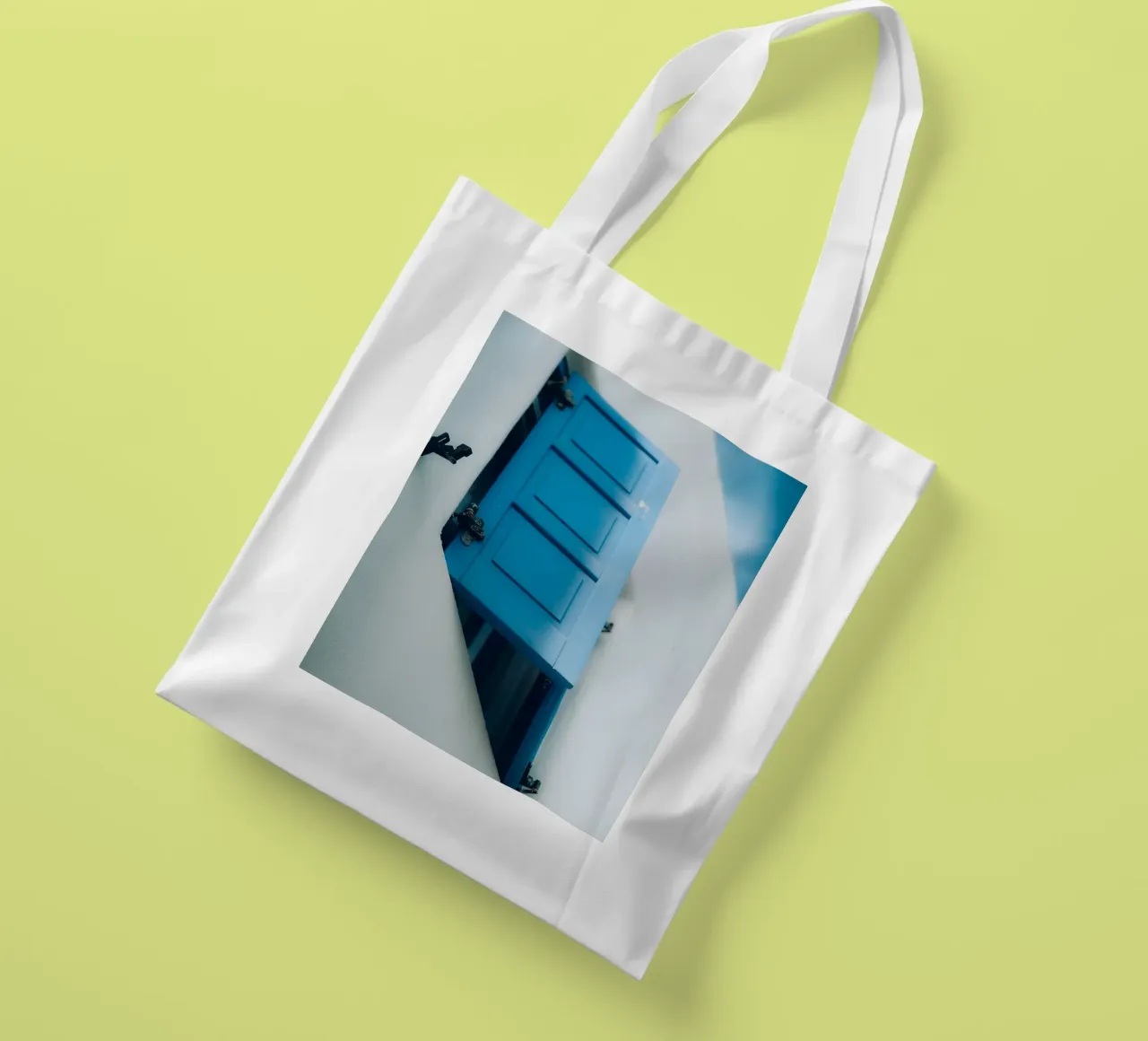 Blue Shutter Mediterranean Window borsa in juta da Thilo Grøsch