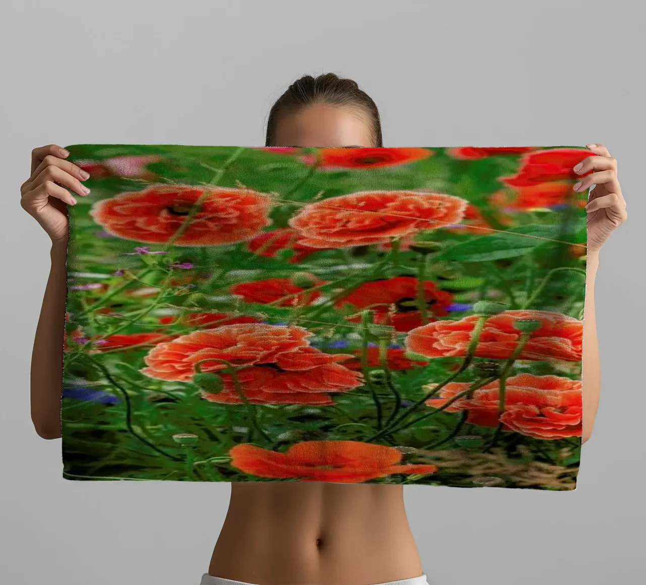 Romantic Red Poppies asciugamano da bagno da Curious Collections by Marielle Leenders