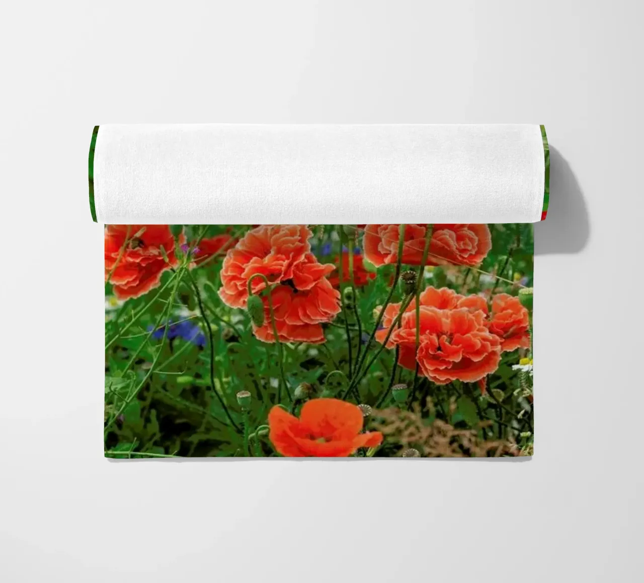 Romantic Red Poppies telo mare da Curious Collections by Marielle Leenders