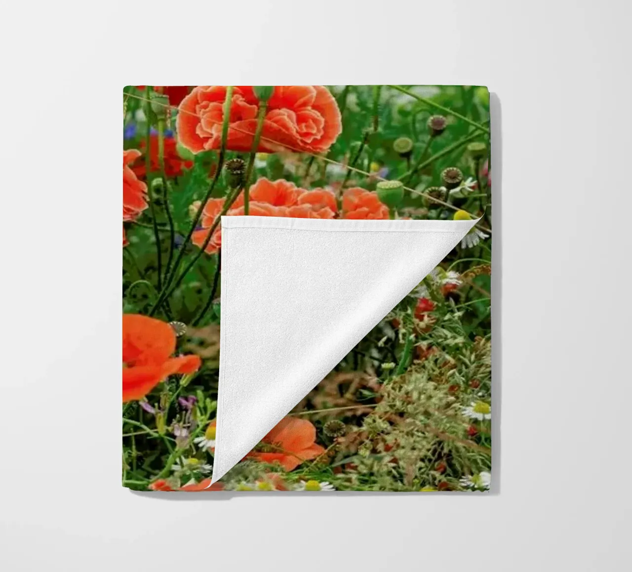 Romantic Red Poppies telo mare da Curious Collections by Marielle Leenders