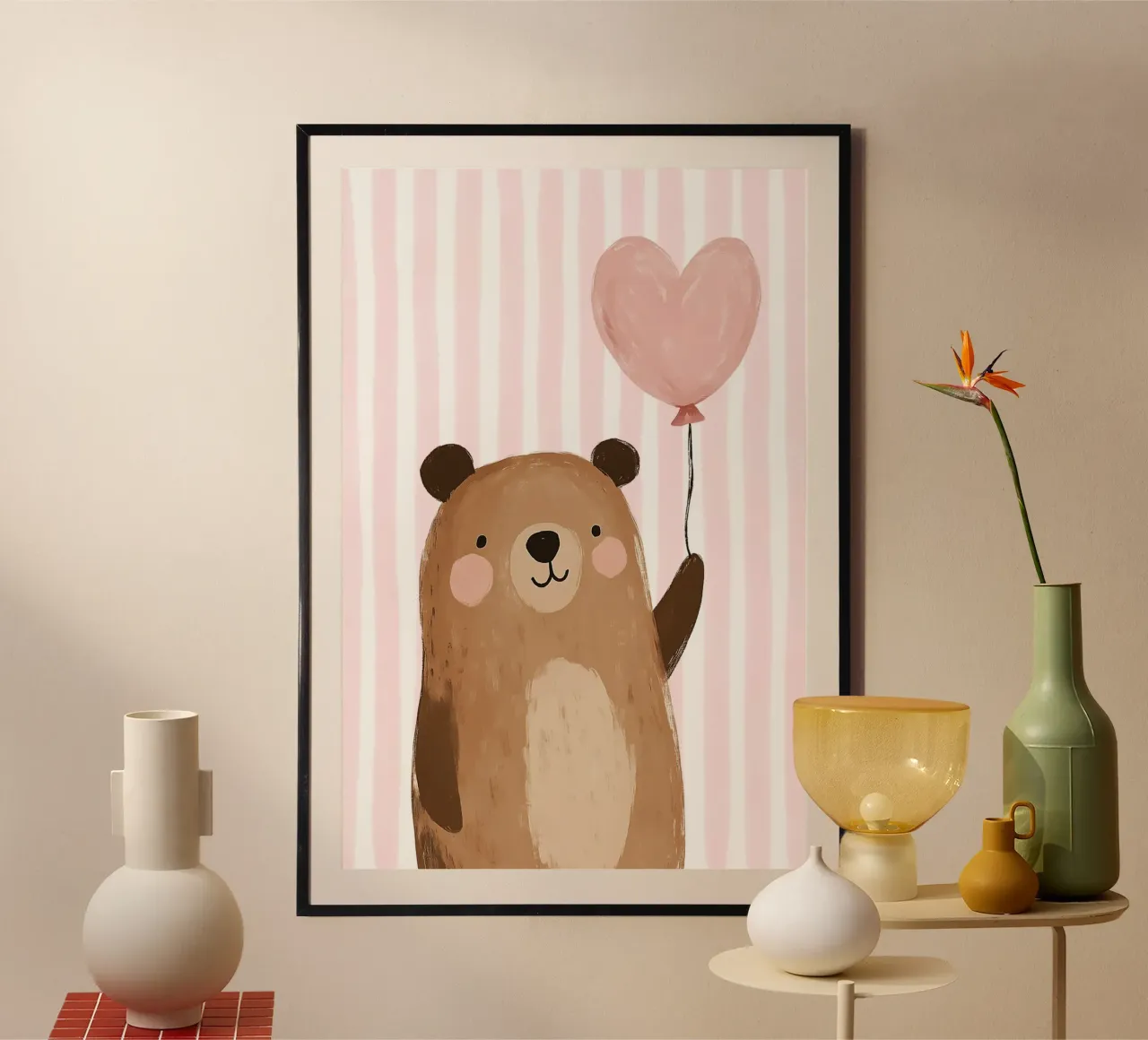 Orsetto carino con palloncino, stampa per la cameretta dei bambini poster con telaio in plastica da Little Lola
