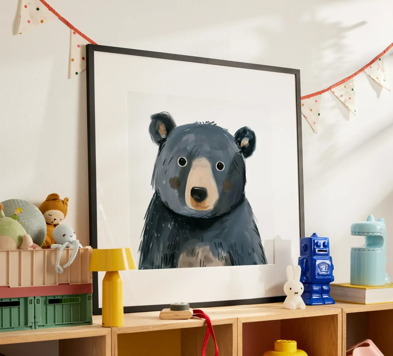 Illustrazione stilizzata di un cucciolo di orso grigio-blu scuro poster con telaio in plastica da DesignDoodle