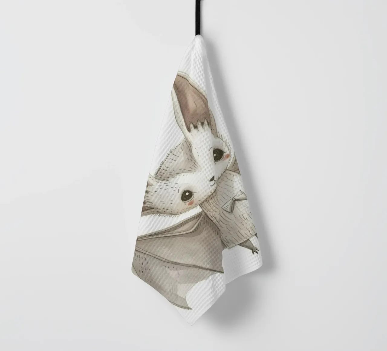 Illustration stylisée d'une chauve-souris grise aux ailes déployées torchon de DesignDoodle