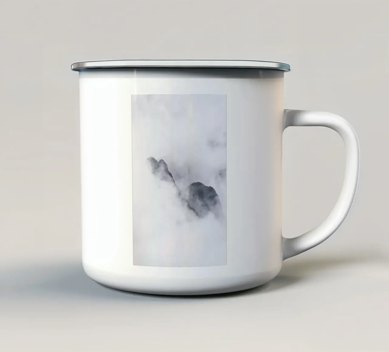 Peak tazza in smalto da EyeEm Mobile GmbH