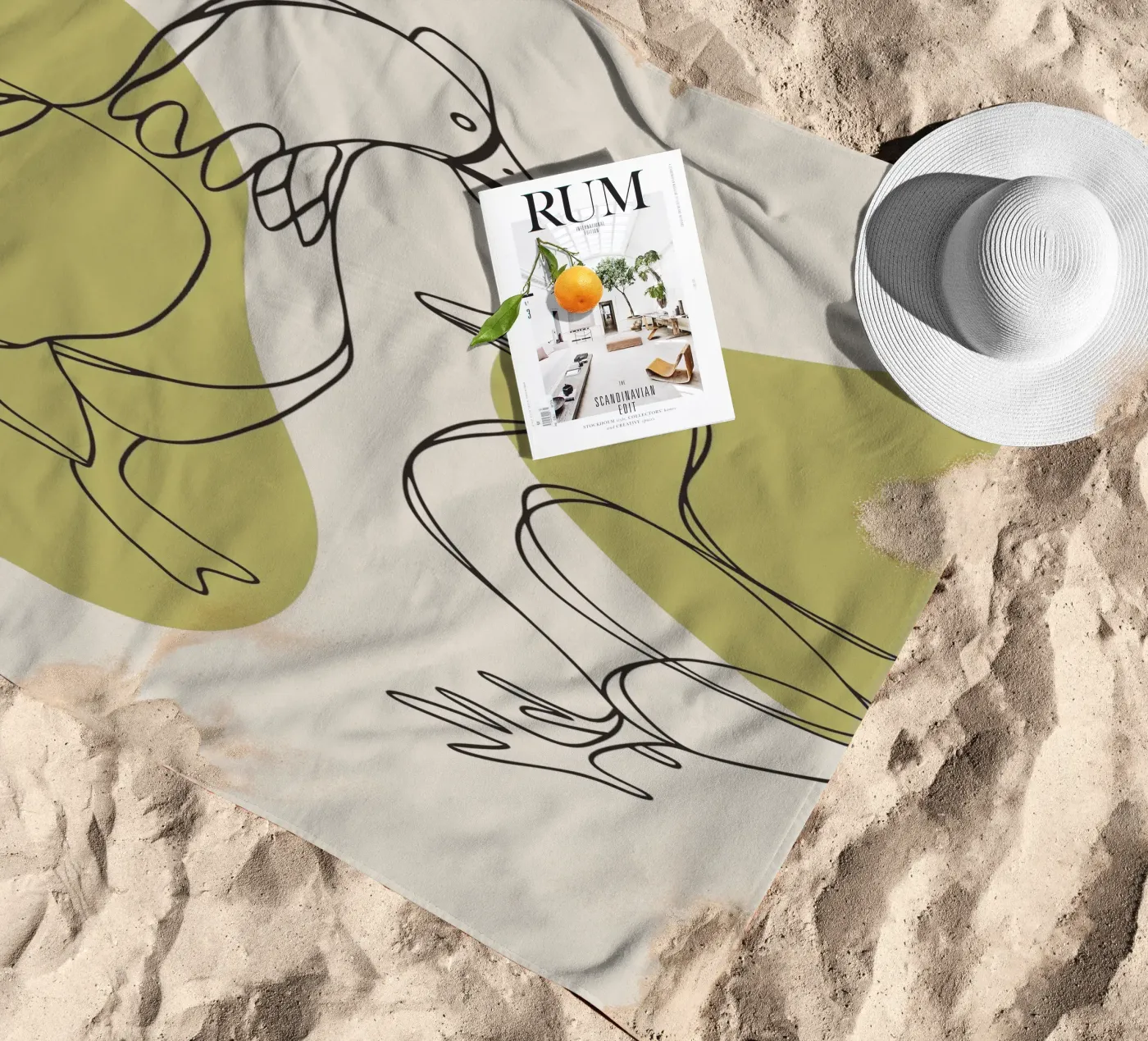 Chicken and Duck Strandtuch von RELAXING TOUCH