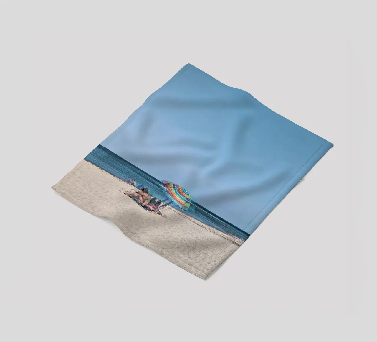 Giornata da sogno in spiaggia sull'isola di Armona coperta in pile da Hecate Pim Designs
