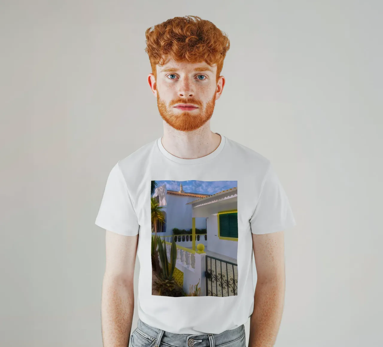 Fascino marino in Soft Focus t-shirt da Hecate Pim Designs