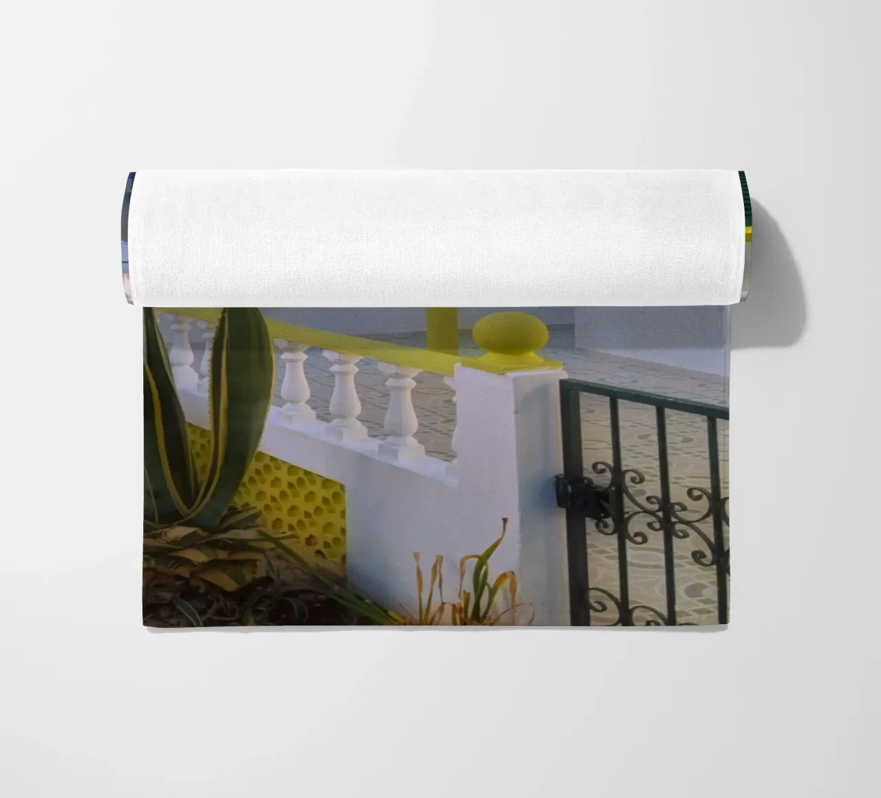 Fascino marino in Soft Focus telo mare da Hecate Pim Designs