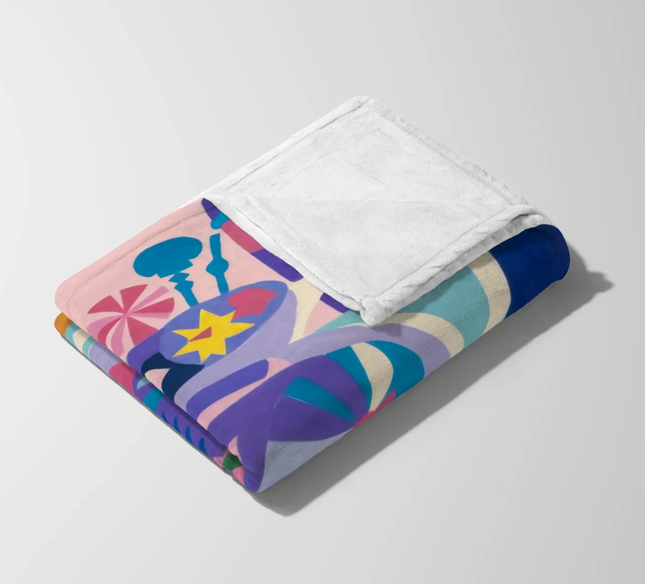 Teiera astratta in fiore coperta in pile da Haven Mirage