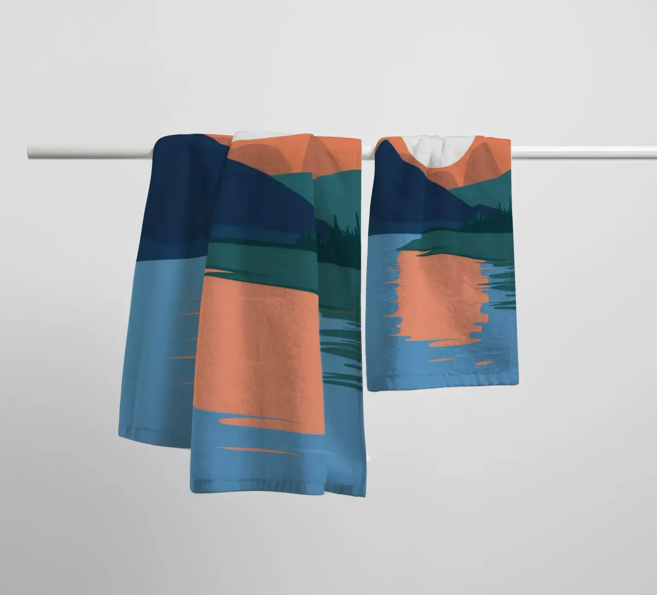 Schemering Meer Reflectie badhanddoek van Stone Patina