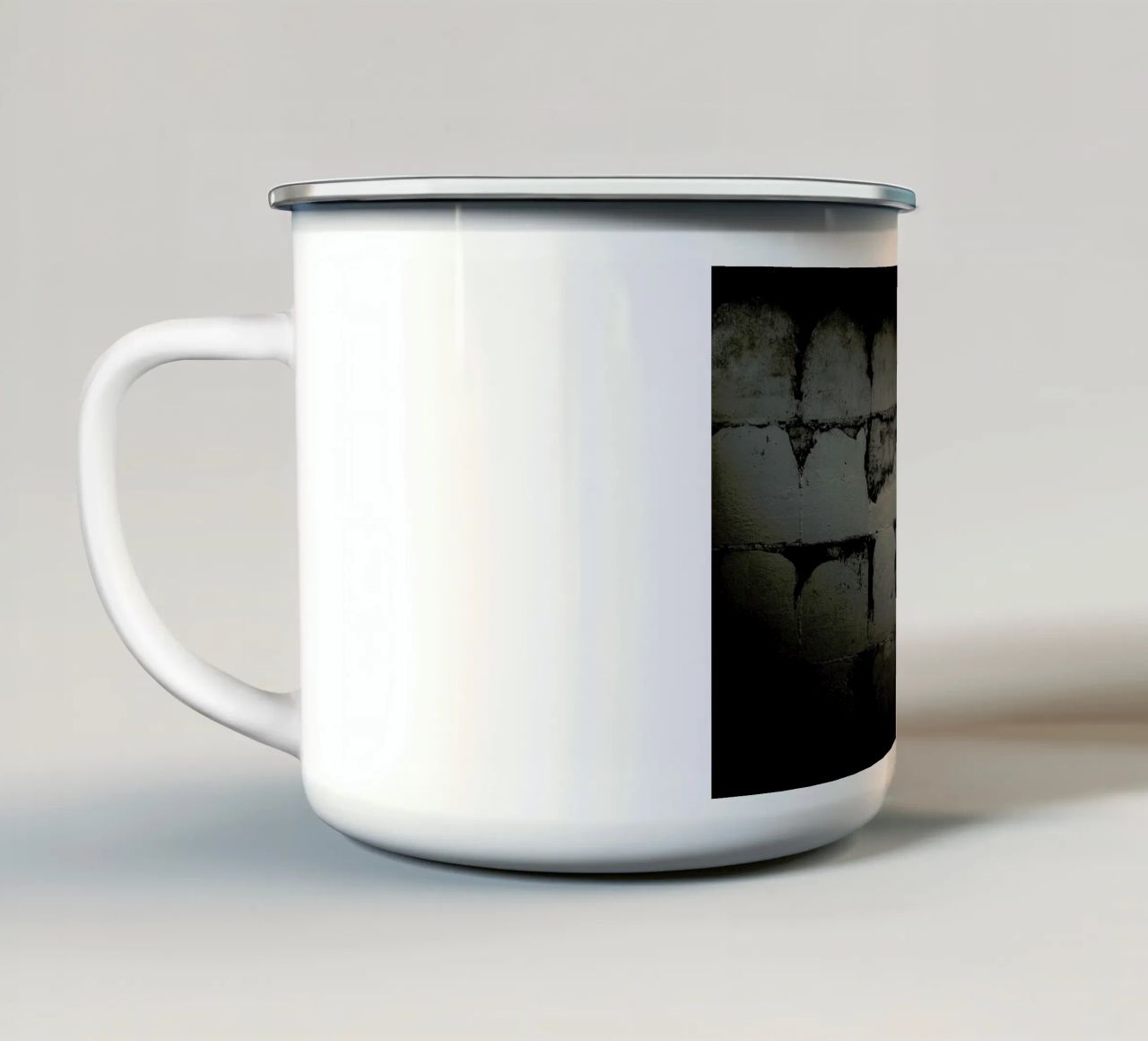 Tick Tack tazza in smalto da Anja Hebrank Photography