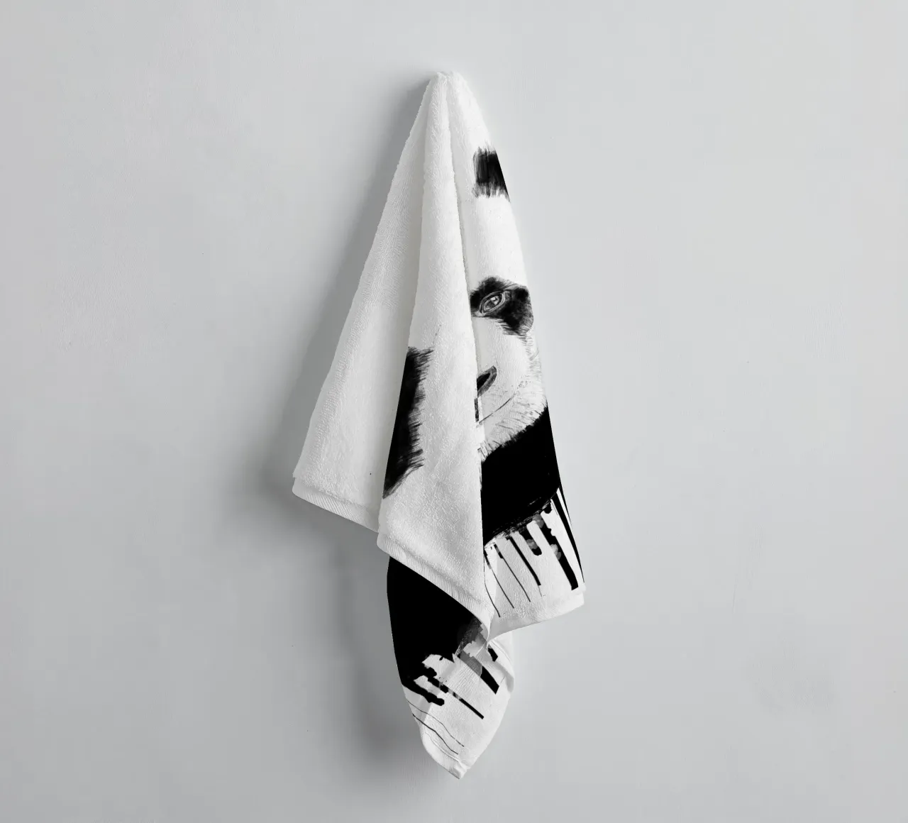 Graffiti Panda asciugamano da bagno da Balazs Solti