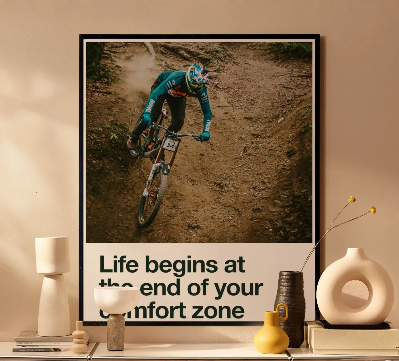 Cycling Print - La vita inizia alla fine della tua zona di comfort poster con telaio in alluminio da Classicprint
