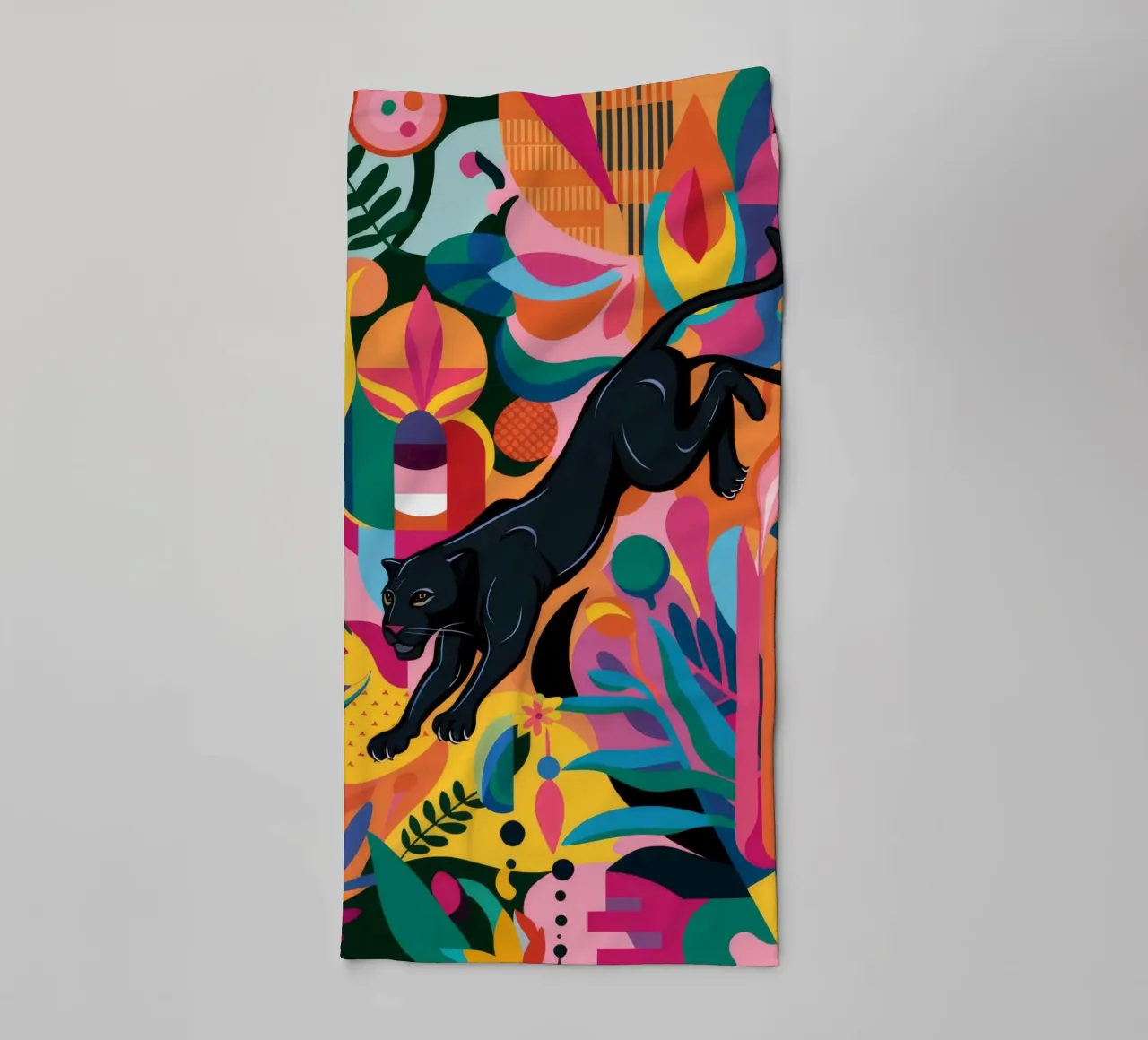 Panther's Floral Prowl Handtuch von Paez Harmony