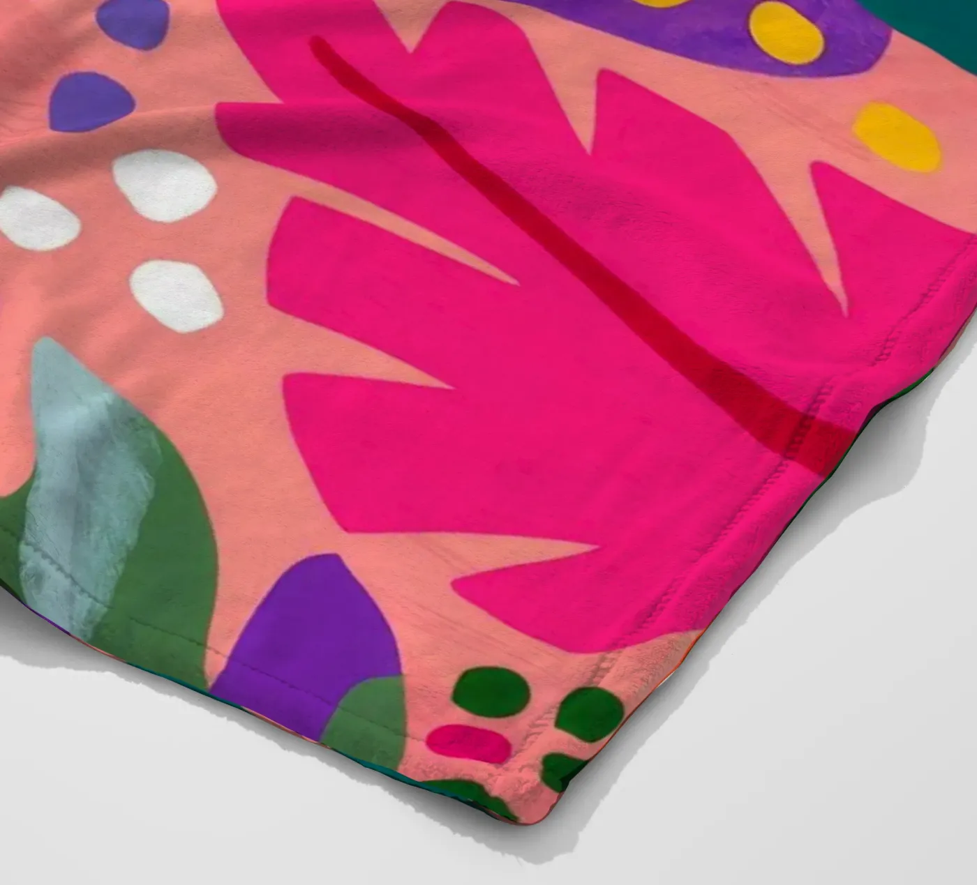 Vivid Leaf Cascade Fleecedecke von Lumi Eyes