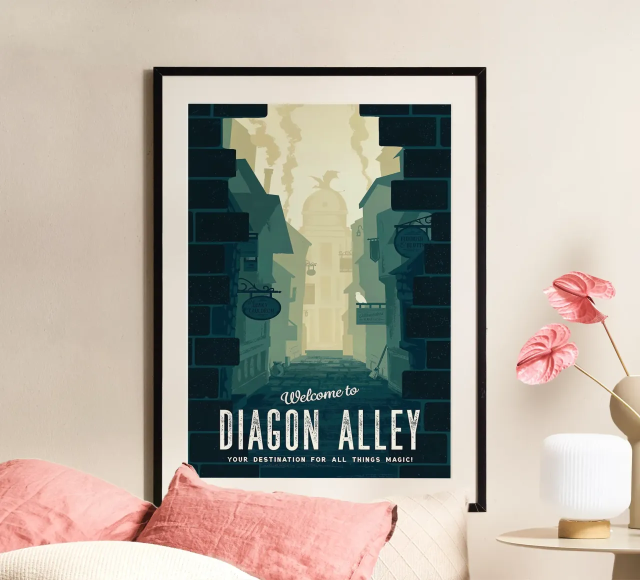 Benvenuti a Diagon Alley poster con telaio in alluminio da Alice Slatera
