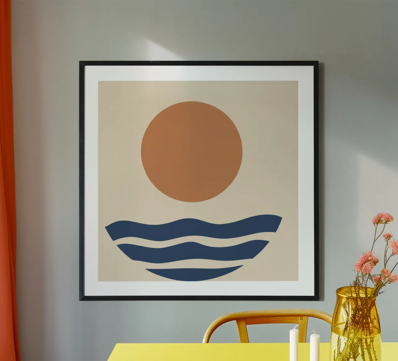 Immobilità del mare ocra poster con telaio in legno da Stone Patina