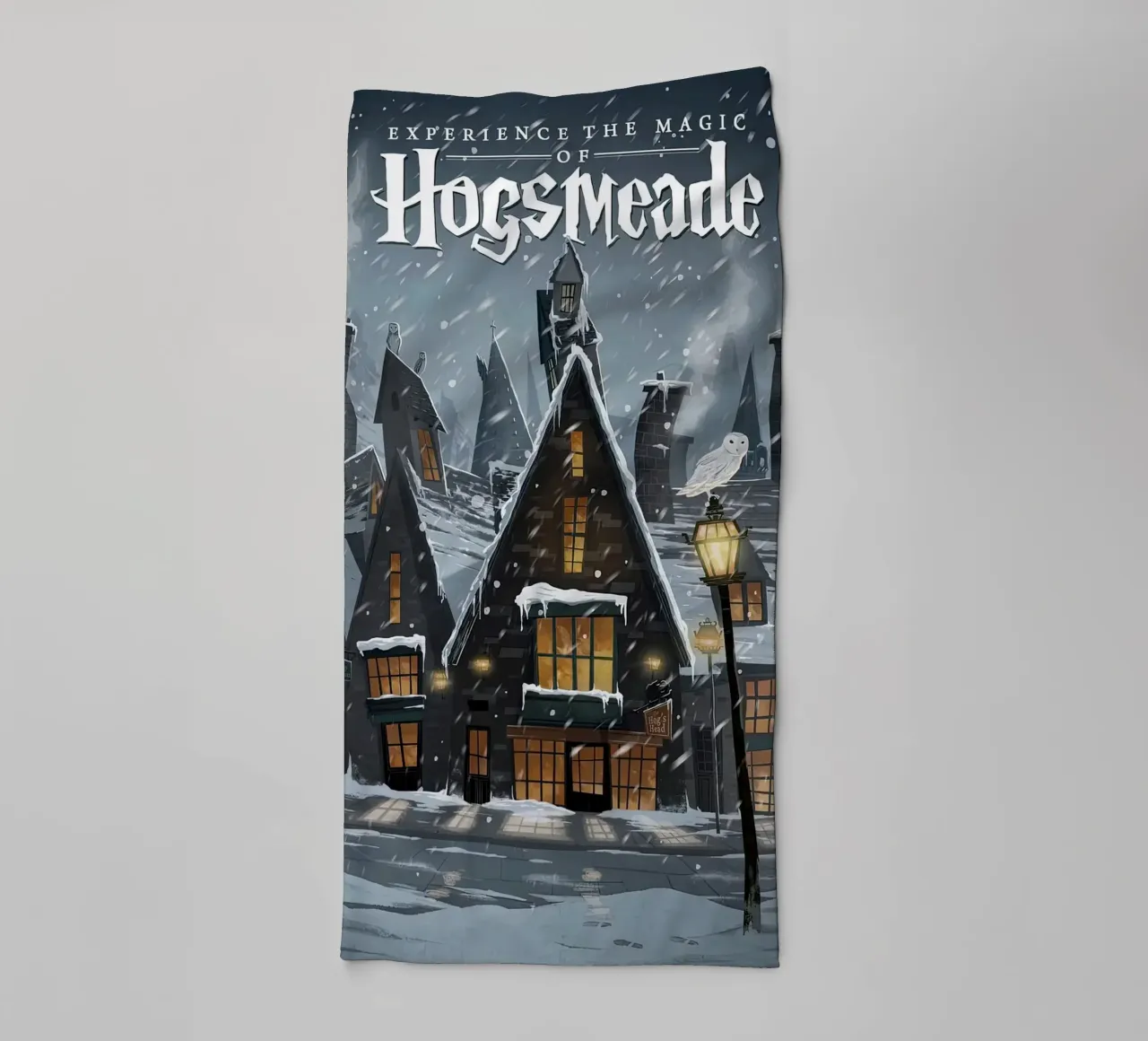 Provate la magia di HogsMeade asciugamano da bagno da Alice Slatera