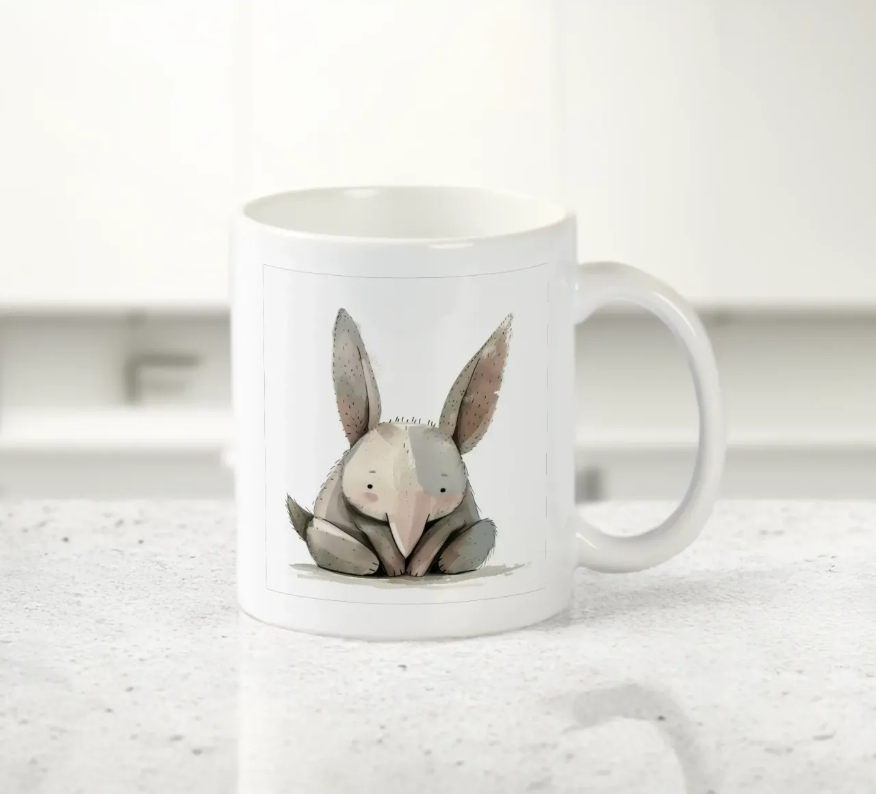Illustrazione stilizzata di un coniglio seduto tazza in ceramica da DesignDoodle