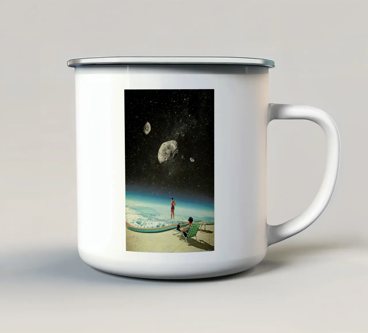 Summer With A Chance Of Asteroids tazza in smalto da Frank Moth