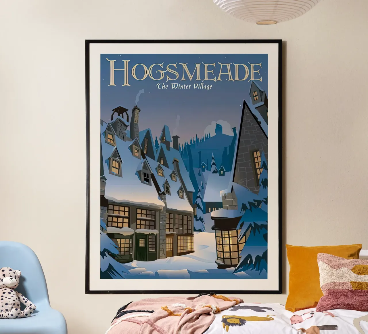 HogsmeadeIl villaggio invernale poster con telaio in alluminio da Alice Slatera