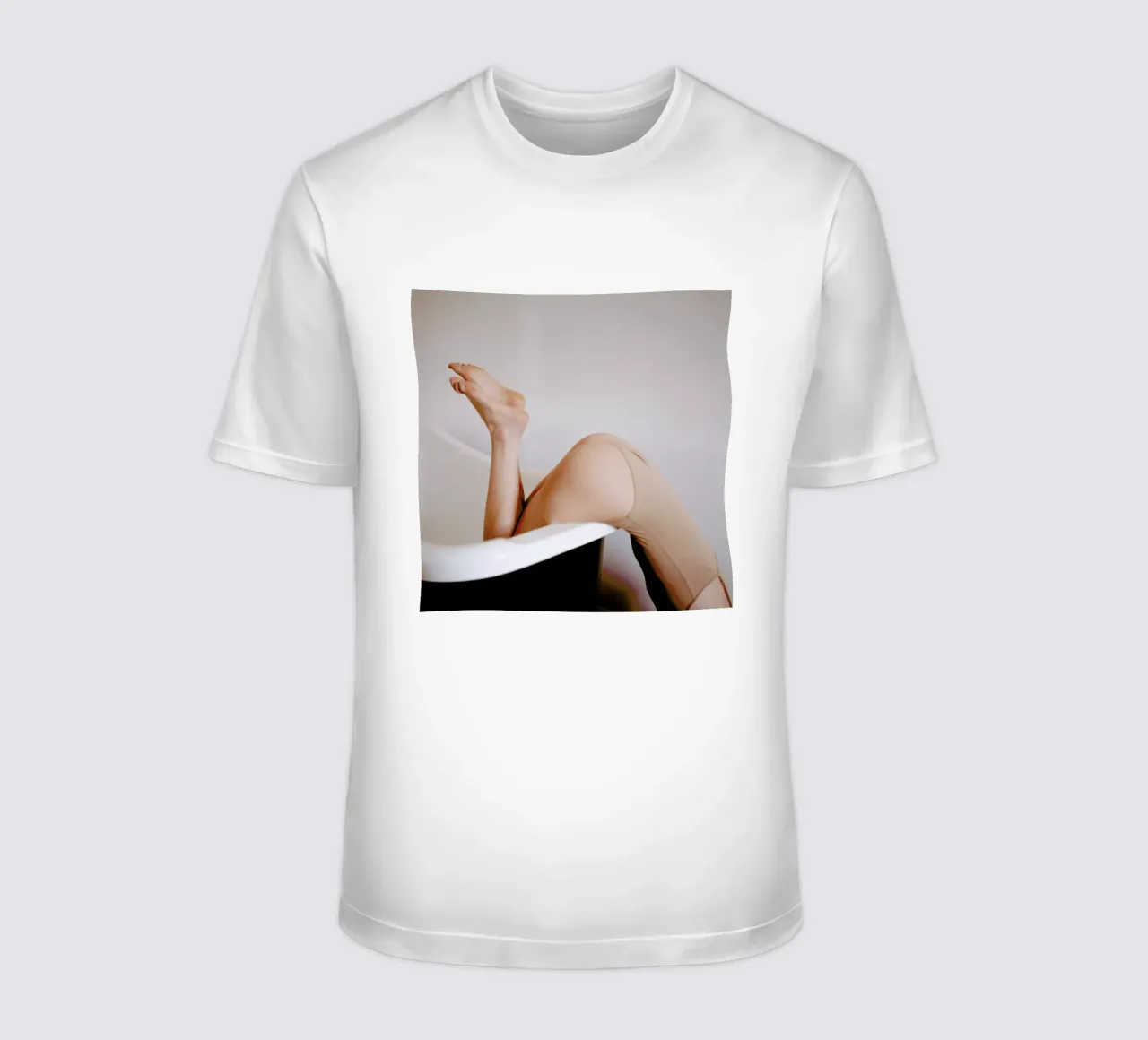 Curve t-shirt da EyeEm Mobile GmbH