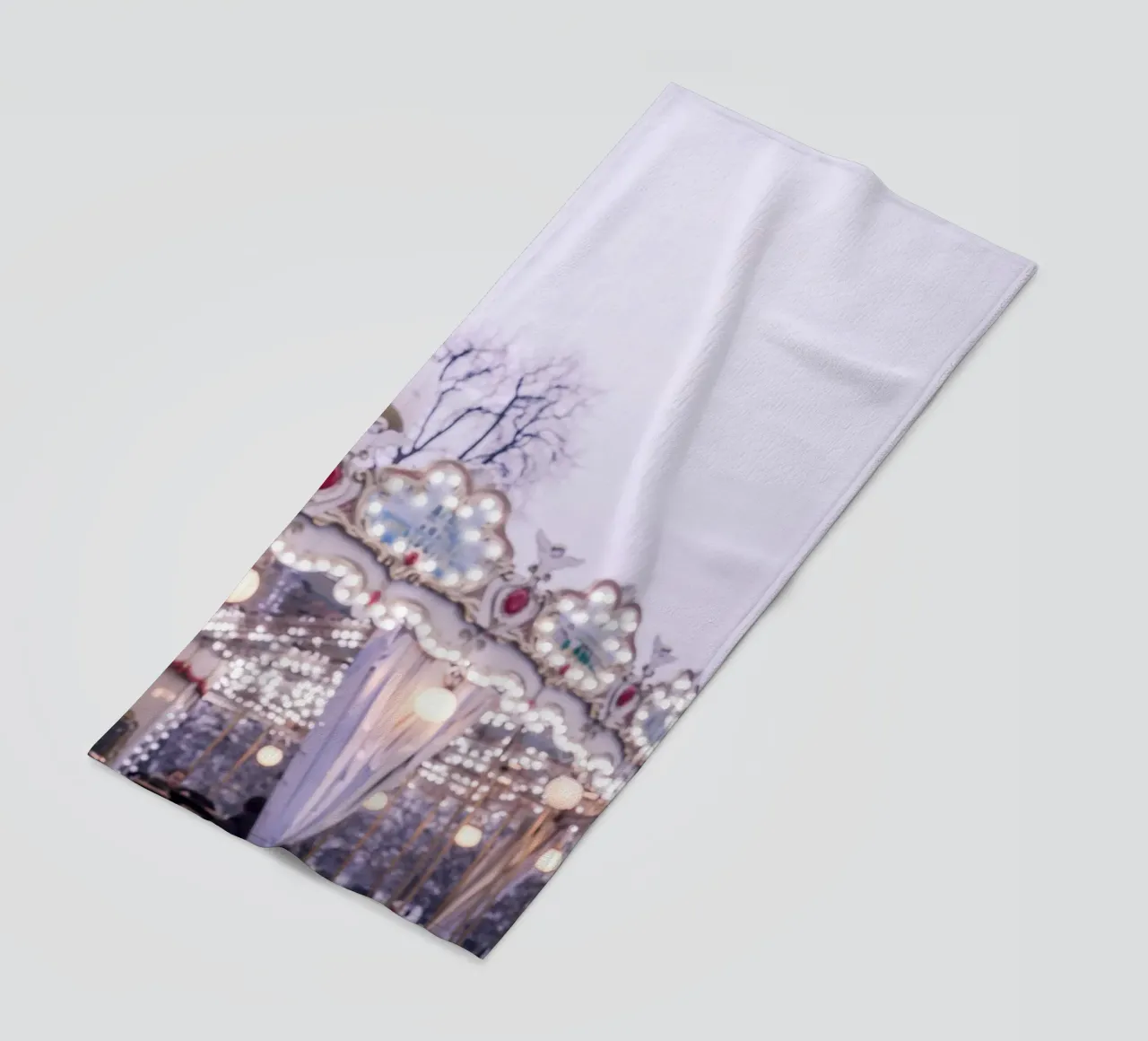 Dreamy Paris Carousel telo mare da GraceDigitalArtCo