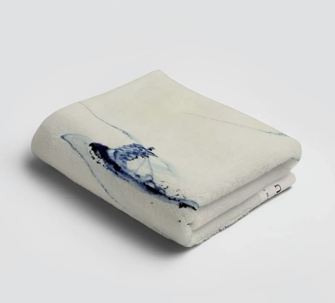 Hokusai - A Person in a Small Boat on a River with Mount Fuji in the Background asciugamano da bagno da Vintage by JUNIQE
