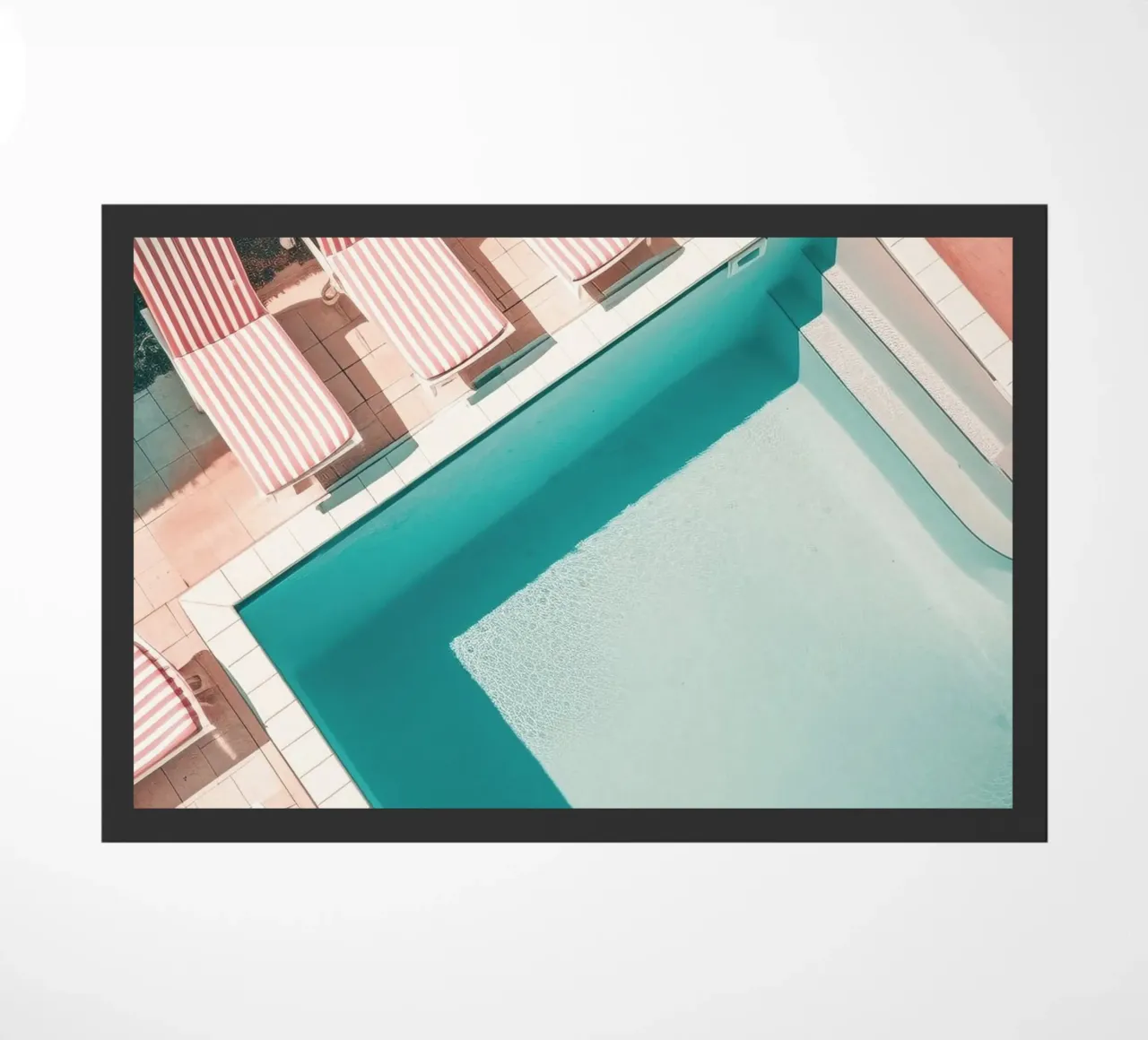 Red and White Striped Swimming Pool Scene zerbino da GraceDigitalArtCo