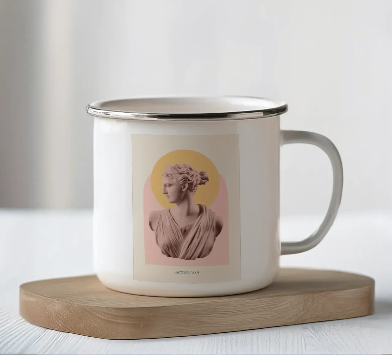 Goddess with yellow and pink shapes tazza in smalto da GraceDigitalArtCo