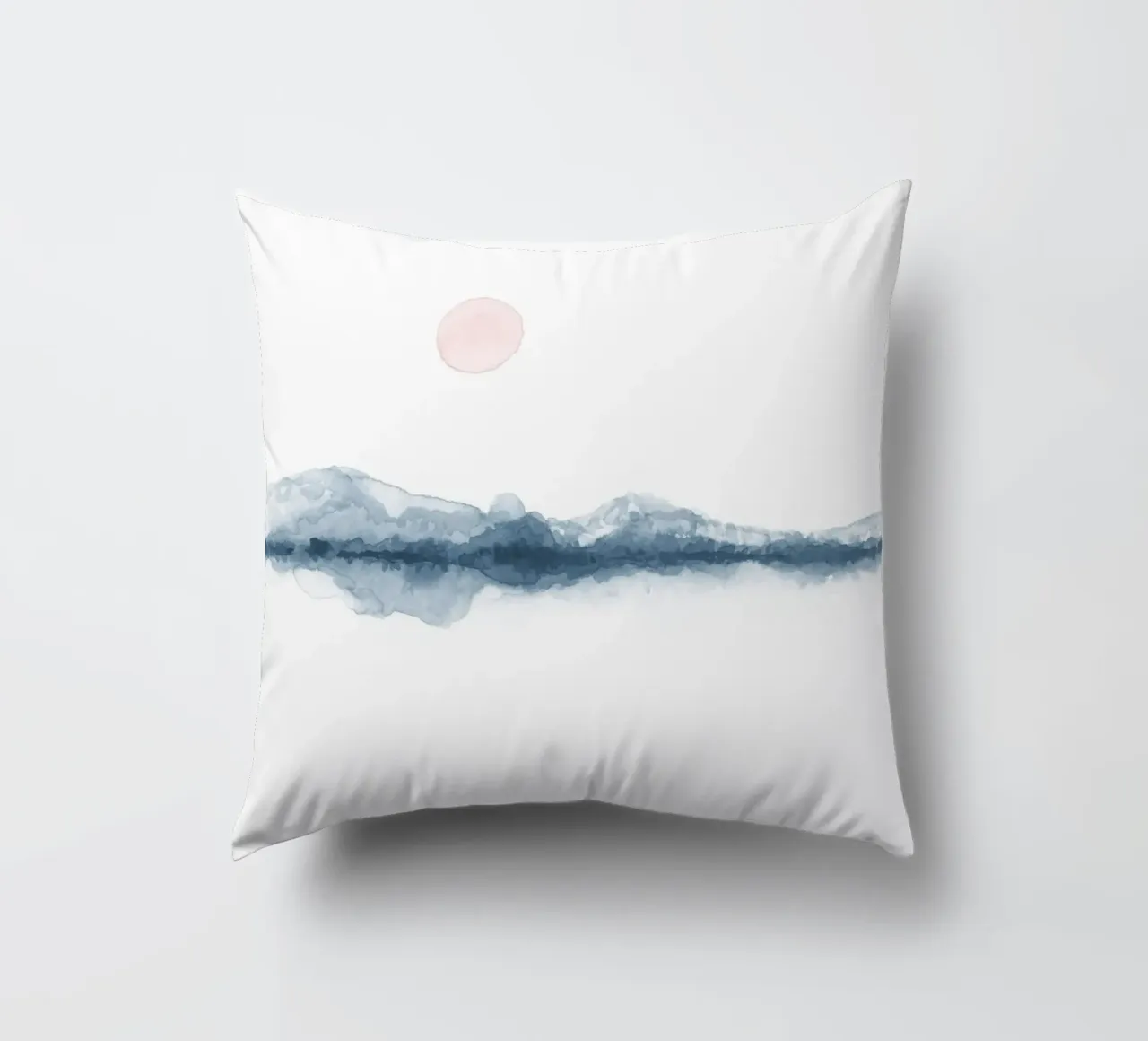 Sunset watercolor in blue and pink kussen van NouveauPrints